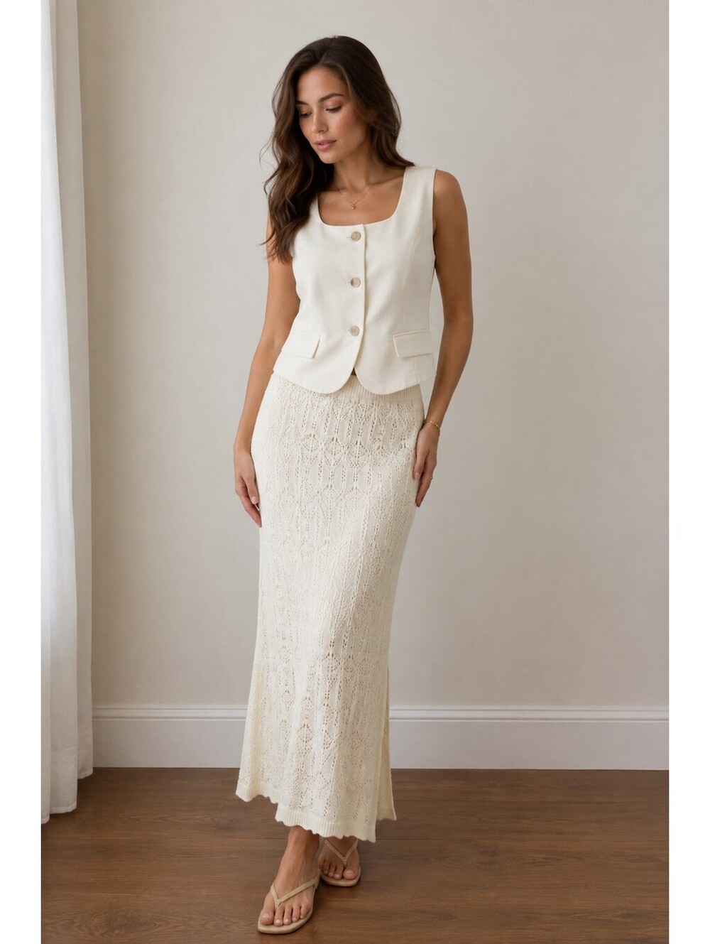 A New Day Women’s Medium Ivory Button Front Sleeveless Vest